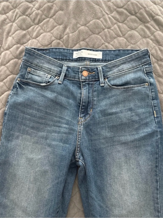 Signature by Levi Strauss Denim - Signature by Levi Strauss Mid-Rise Skinny Jeans in Light Blue